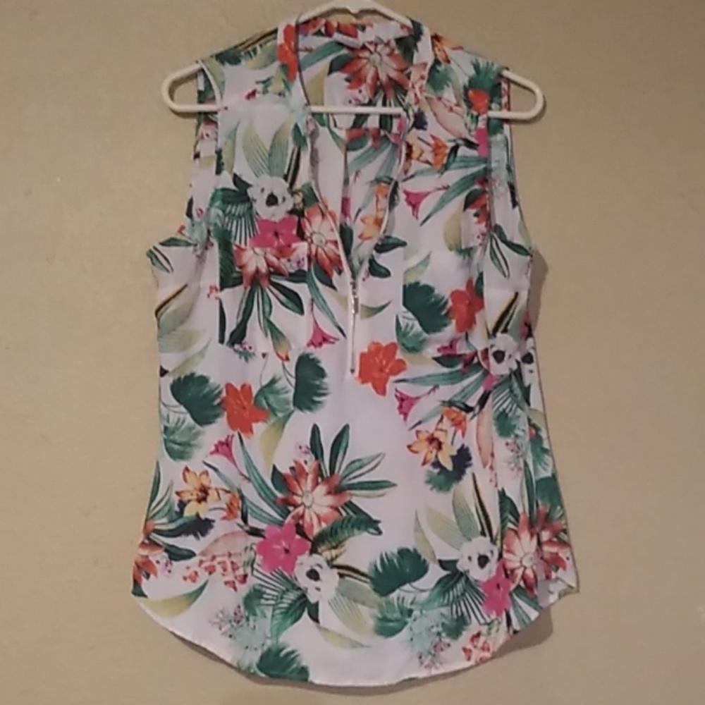 Soho New York & Company Jeans sleeveless shirt